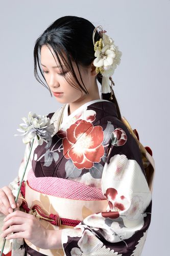 富山でオシャレで安い振袖レンタルを探すならブライダルハウスひまわりがおススメ