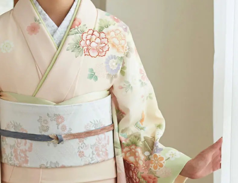 幼稚園の入園式、小学校の入学式は訪問着レンタルで